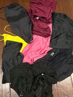 Mystery Women's (L) swim bundle